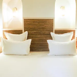 Hotel Habituel, Parijs