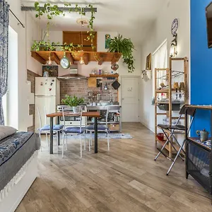 https://g-g-house-2.sicilyhotelsitaly.net