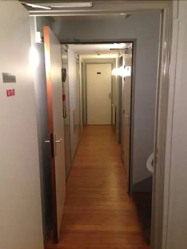 Hotel Royal Mansart París 2*,