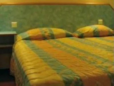 Hotel Royal Mansart París